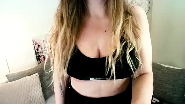 MissPuschel's Live XXX Chat
