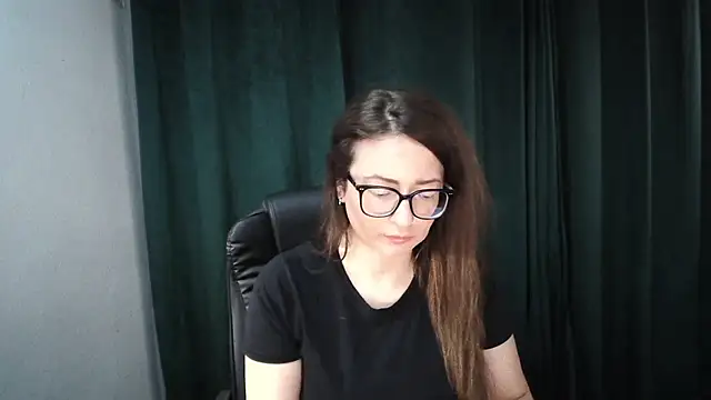 NoraMilf – Naživo XXX chat