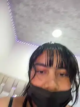 Kyra__Rose 即時 XXX 聊天