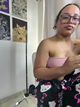 angela_angels_ Adlı Modelin Canlı XXX Sohbeti