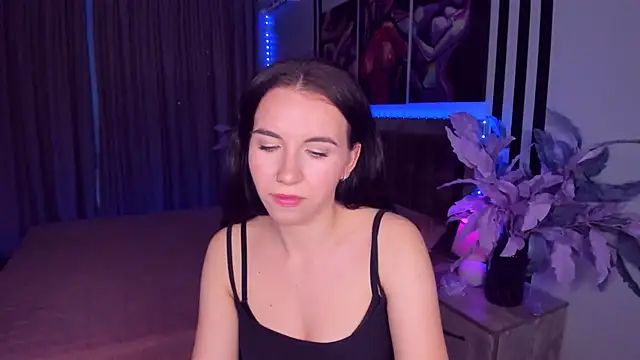 TriciaSpring live XXX chat
