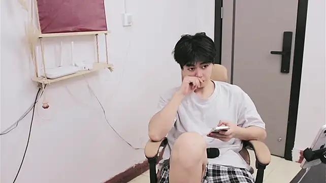 Uu_g 现场XXX聊天