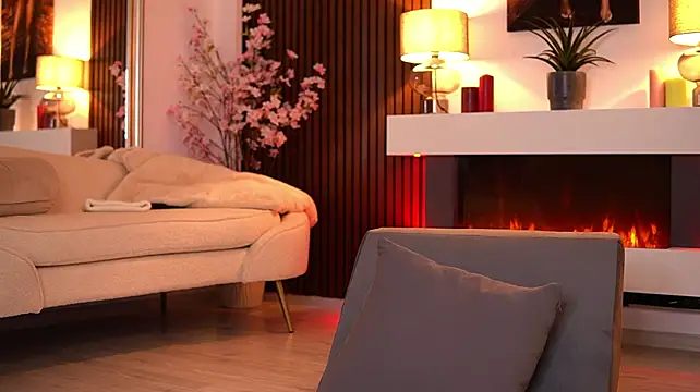 VanessaSimon Adlı Modelin Canlı XXX Sohbeti