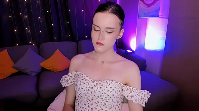 OliviaJennet 即時 XXX 聊天
