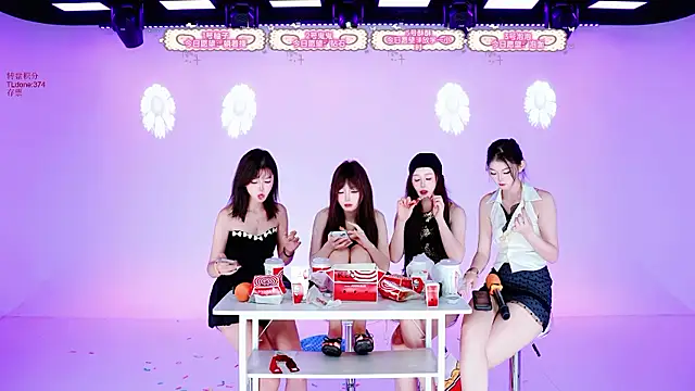 XH-007's Live XXX Chat