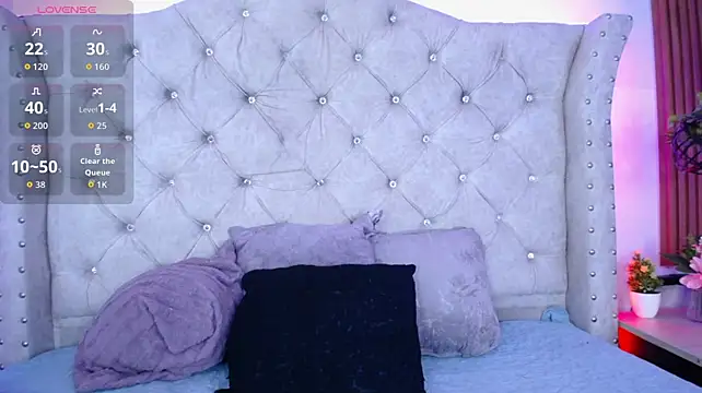 Chat XXX en directo de Mia_Palmer__
