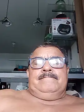Misterymem63's Live XXX Chat