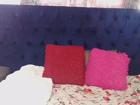 LadyKim101 – Naživo XXX chat