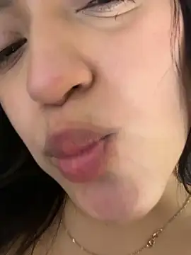 Czat XXX na żywo – AngellaMoraa