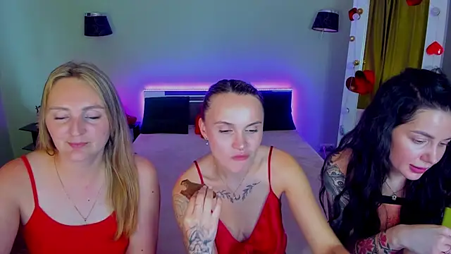 MagicEyess élő XXX-chatje