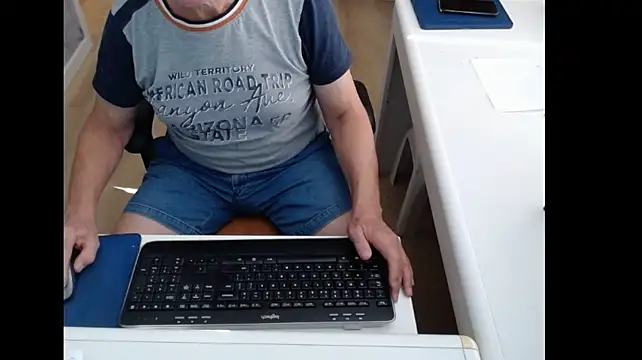 dutchpornking Adlı Modelin Web Kamerası Şovu