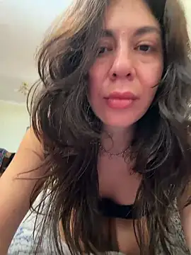 Chat XXX ao vivo de InnocentDevil_