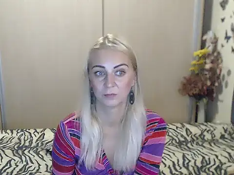 Denysyaa Adlı Modelin Canlı XXX Sohbeti