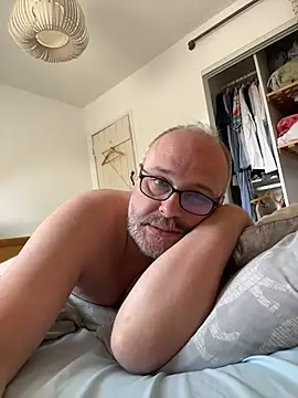 XXX chat uživo modela andyjxx