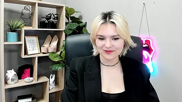 SweetLilyxo Chat XXX in diretta