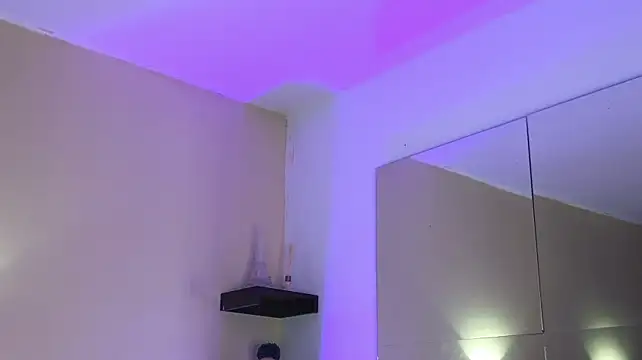 XXX chat uživo modela CelesteNoa