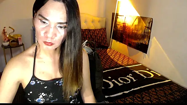 NinaDOM4CUM 即時 XXX 聊天