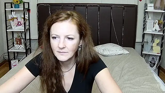 Chat +18 de MeganPirs ao vivo