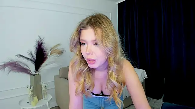 Czat XXX na żywo – FollowLovee