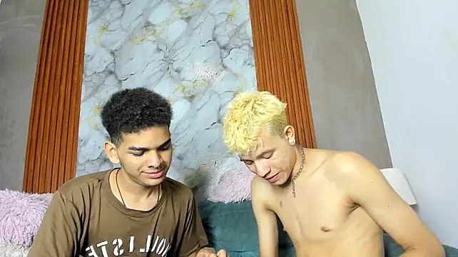 Živý XXX chat ROMMIE_HOT1