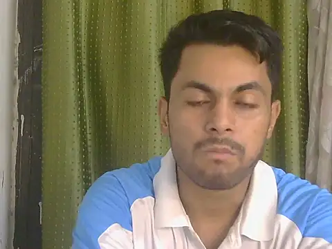 แชท XXX สดของ Stubborndesiboy
