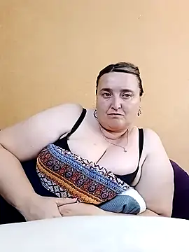 LiluHot – Live XXX-chat