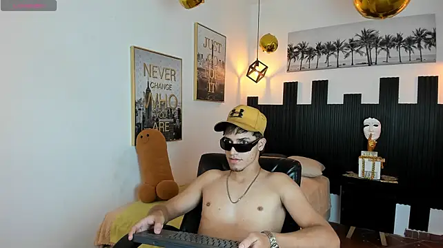 Mark_Jackson69 Live XXX-Chat