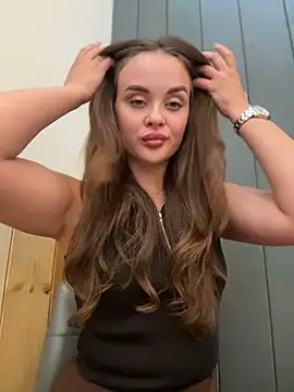 KristiRich's Live XXX Chat