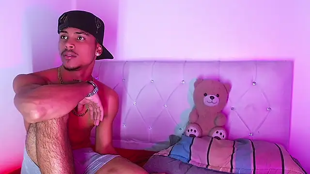 Chatroom XXX en direct de Angel_foxc13