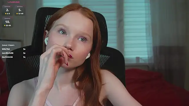 Nellie_baby Chat XXX in diretta