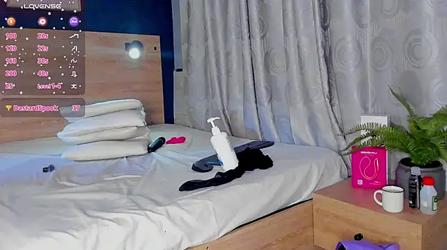 Chat XXX ao vivo de SarahMiler_