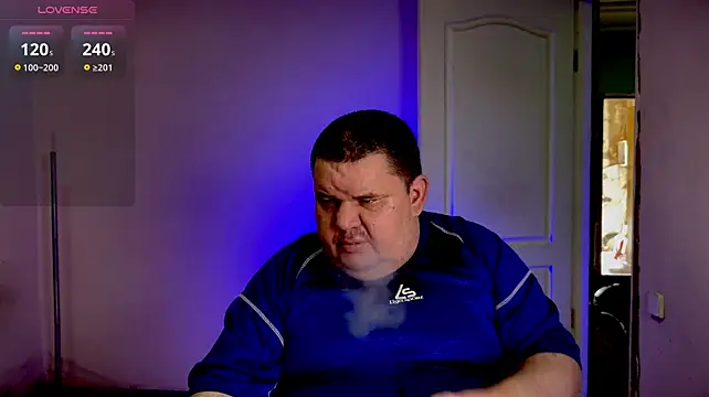 chubby_daddyn Live XXX chat