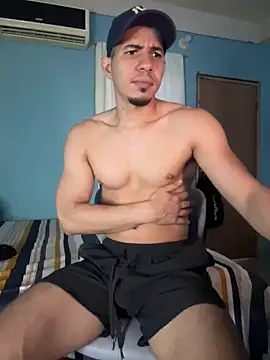 Im_steven: απευθείας συνομιλία ΧΧΧ