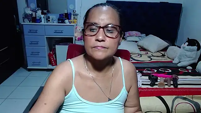 Chat XXX en directo de pervert_mommy_