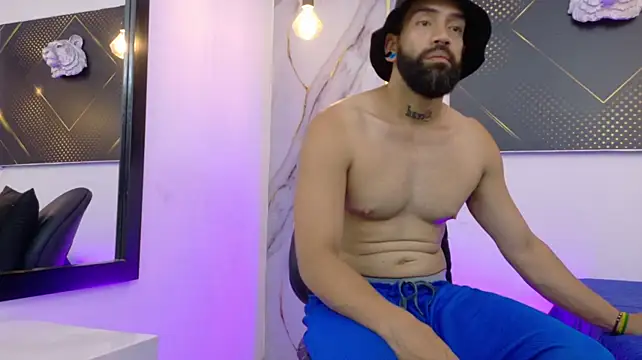 Živý XXX chat theronnyone