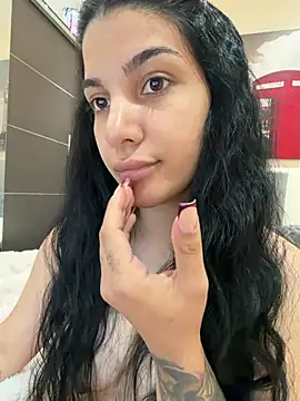 Samira30 即時 XXX 聊天