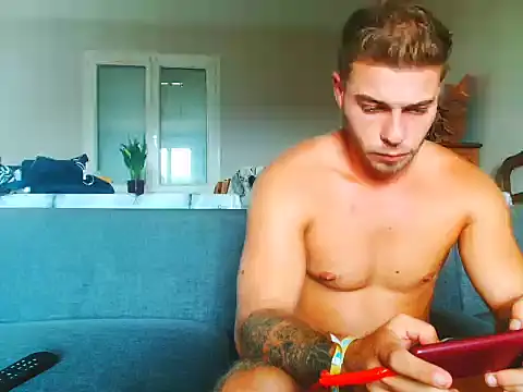 Elkafit28 Chat XXX live