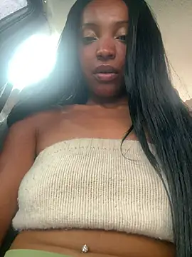 Chatroom XXX en direct de Queenkimi777