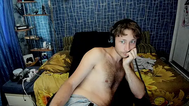 CuteBoy228's Live XXX Chat