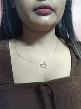 Wild-janvi Adlı Modelin Canlı XXX Sohbeti