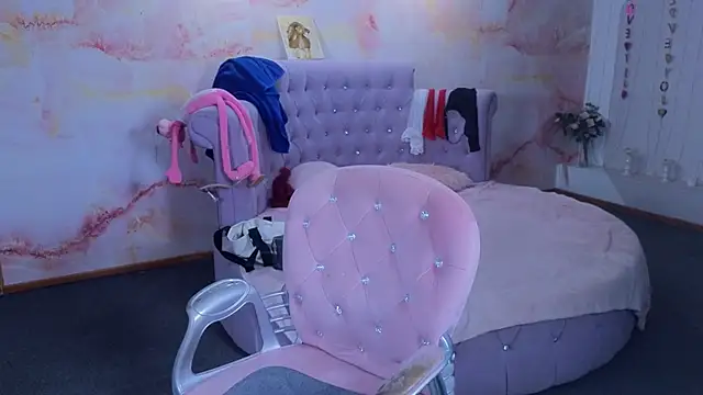 Penelope_Pinky's Live XXX Chat
