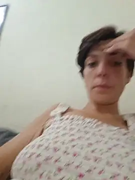 Chat XXX en directo de Wild_Witch