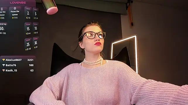 צ'אט XXX בשידור חי של CathyAdams