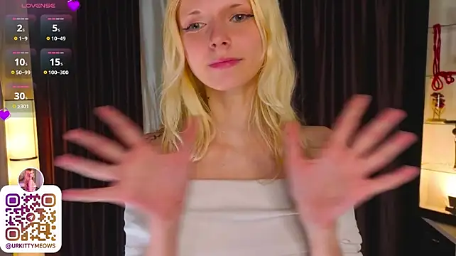 helly_hoff Chat XXX live