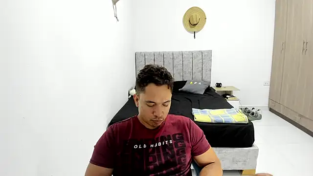 Chat XXX ao vivo de Valerioe