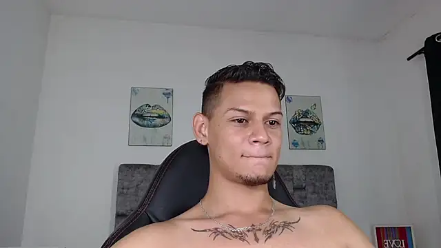 axcel_boy_ élő XXX-chatje
