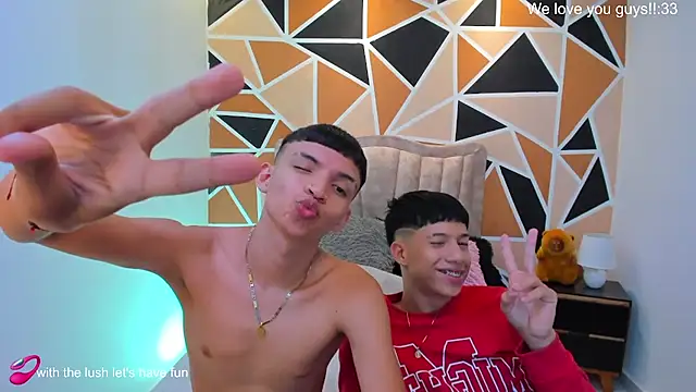 Juan_Nd_Steven Chat XXX in diretta