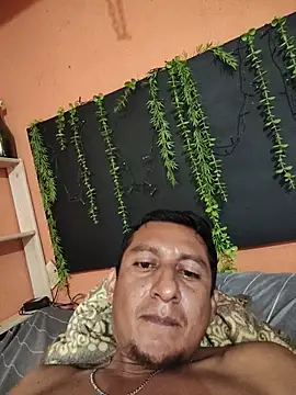 Albertmarc2 Adlı Modelin Canlı XXX Sohbeti