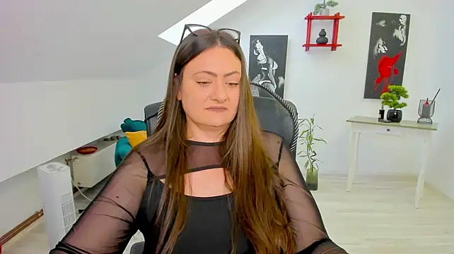 MistressDarrah Obrolan Langsung XXX