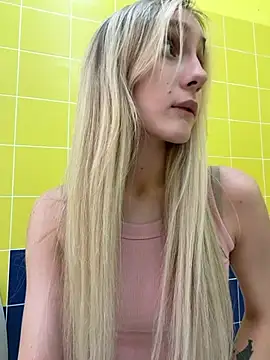 XXX chat uživo modela Pink_Kiss